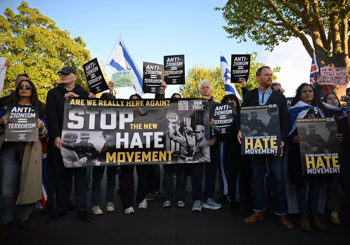 People attend a protest in the Golders Green neighbourhood of north London, on April 29, 2026, following the stabbing of two people earlier today