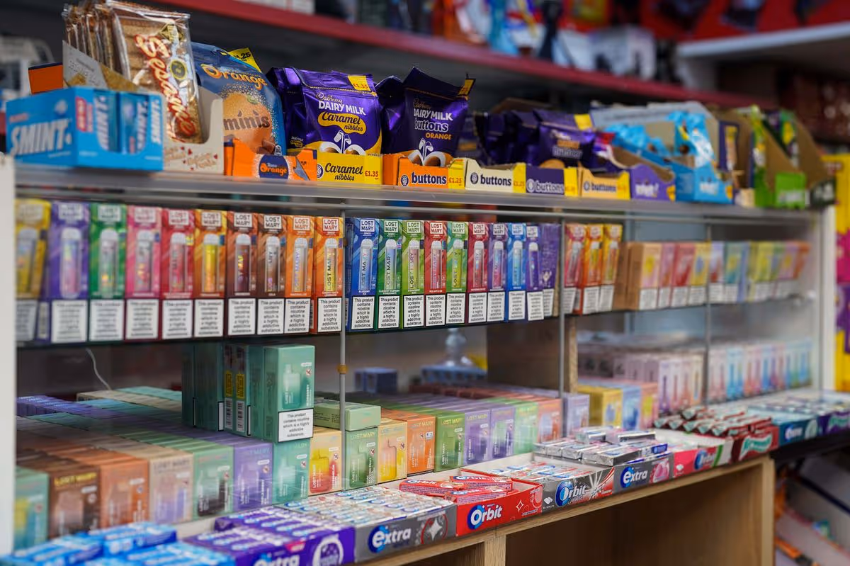 Ministers face calls to make it harder to open vape shops in high streets