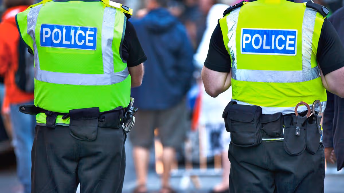 0_Police-officers-on-duty.jpg