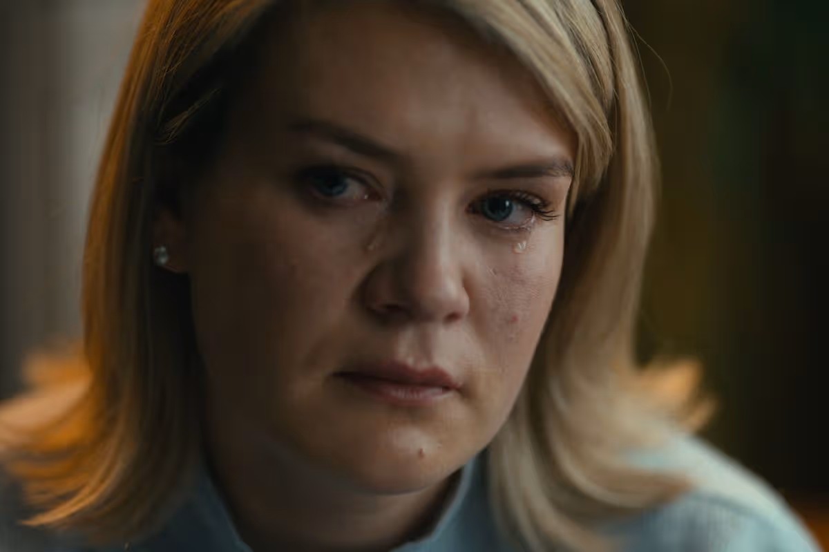 Caroline Muirhead in Should I Marry a Murderer on Netflix