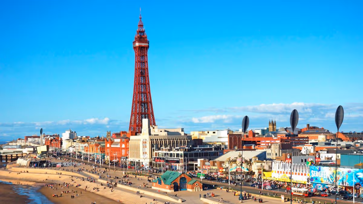 1779024204_0_the-seaside-town-of-blackpool-in-the-northwest-of-England-Britain-uk.jpg