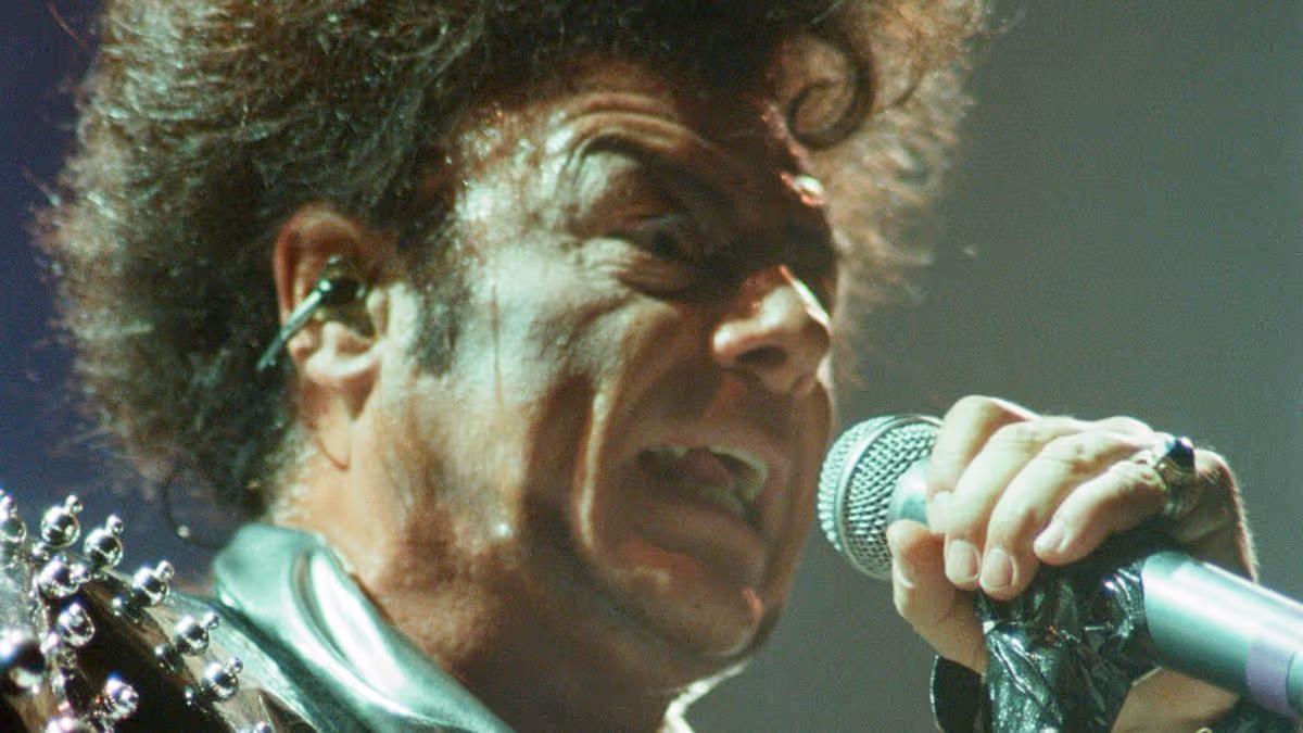 1779102582_0_Gary-Glitter-performing-at-the-Telewest-Arena-Newcastle.jpg