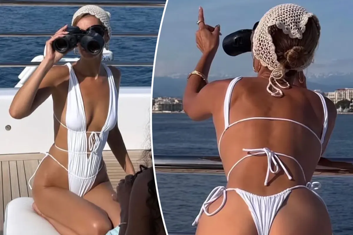 bella-bikini.jpg