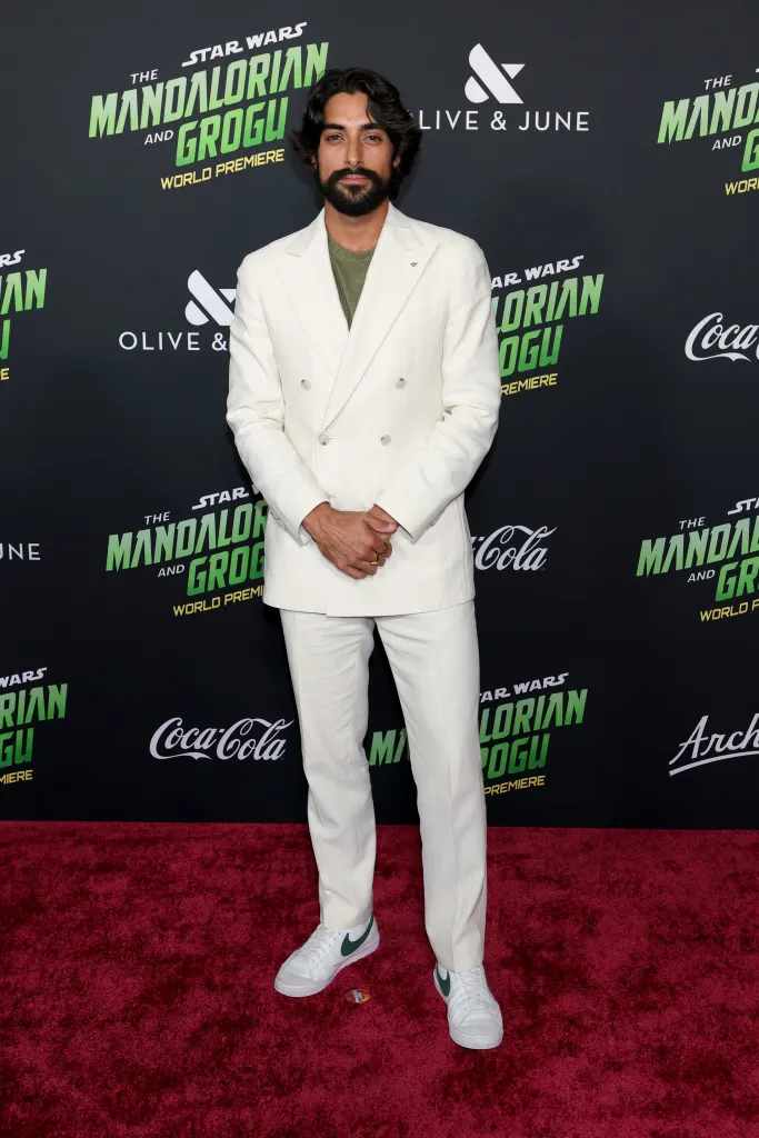 Eman Esfandi attends the premiere of "The Mandalorian and Grogu"
