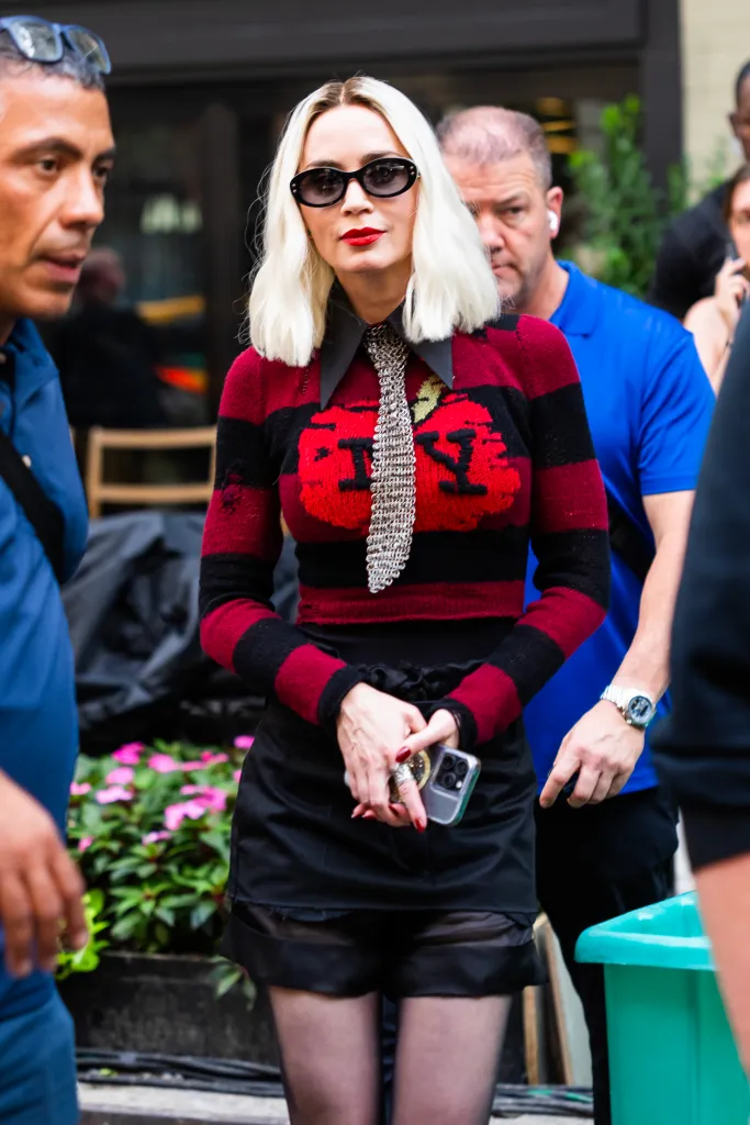 Emily Blunt is seen filming 'The Devil Wears Prada 2' in New York City.