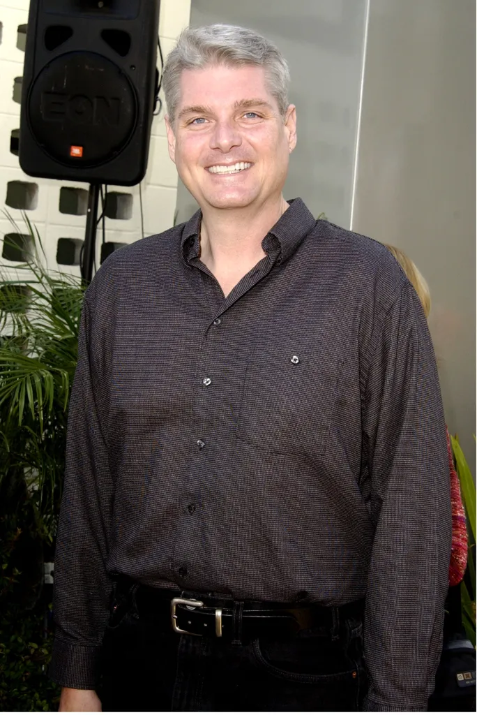 Tom Kane attending "The Wild Thornberrys Movie" Premiere.