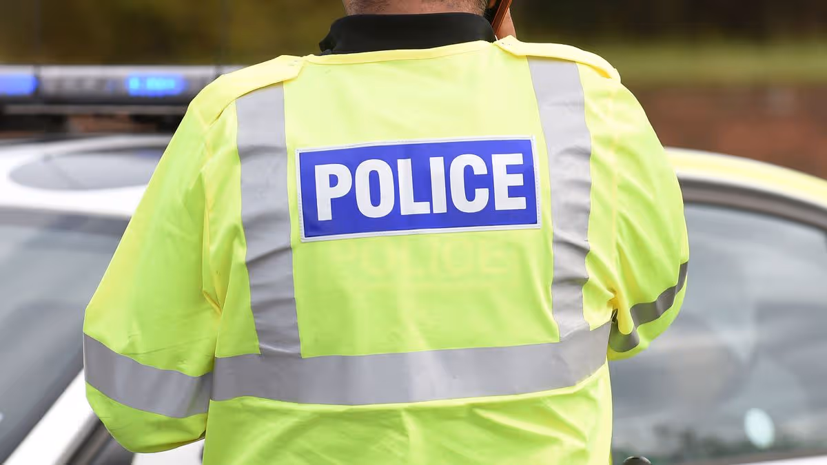 0_Police-officers-being-vetted.jpg