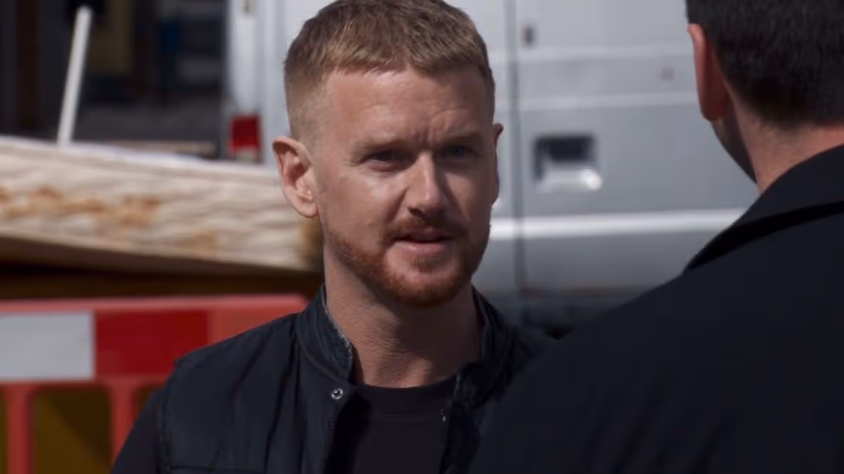 3_gary-coronation-street-theo-2.jpg