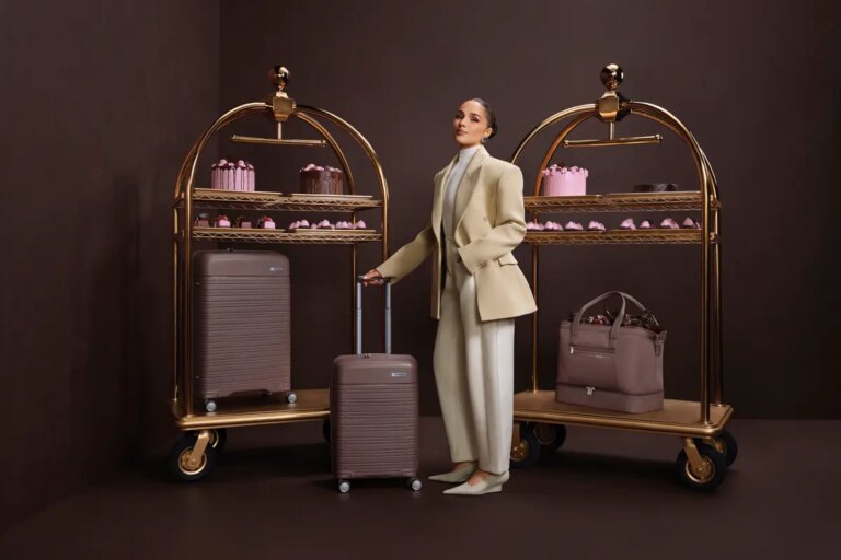olivia-culpo-samsonite.jpg