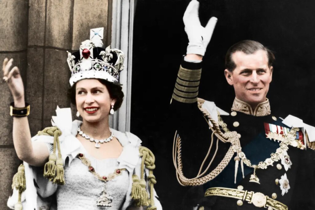 queen-elizabeth-ii-duke-edinburgh-129388331.jpg