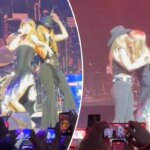 taylor-swift-attends-travis-kelces-132026951.jpg