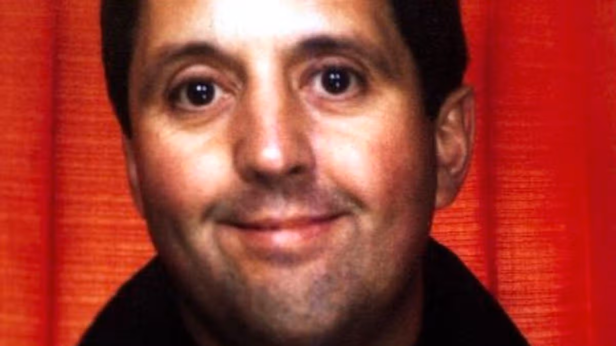 1_PAY-BRIAN.jpg