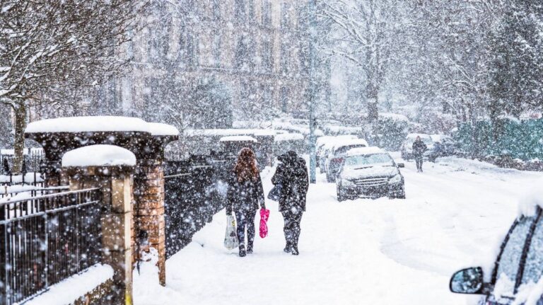 1774056939_1_Heavy-snowfall-in-Glasgow-Scotland.jpg