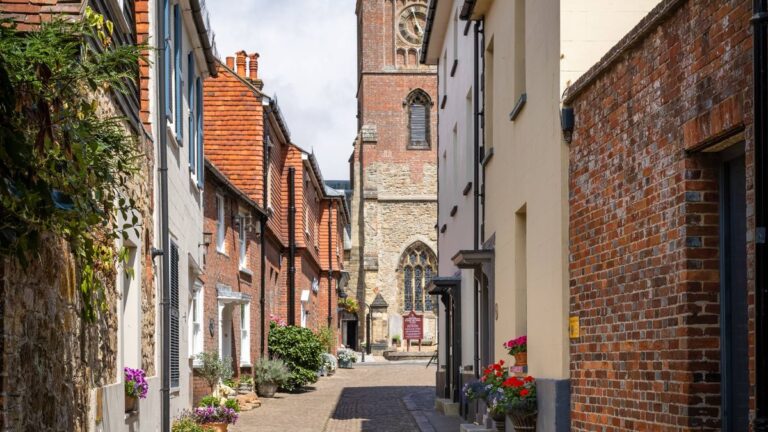 1774585954_1_Petworth-is-a-charming-UK-town-filled-with-picturesque-cobbled-lanes.jpg
