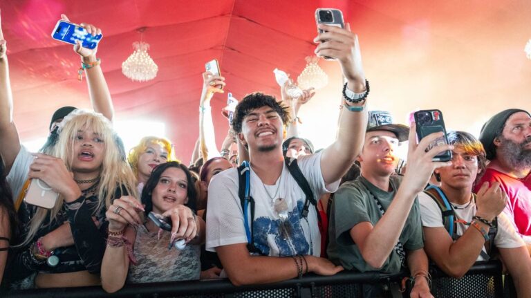 1776024489_0_Coachella-Music-Festival-Influencers.jpg