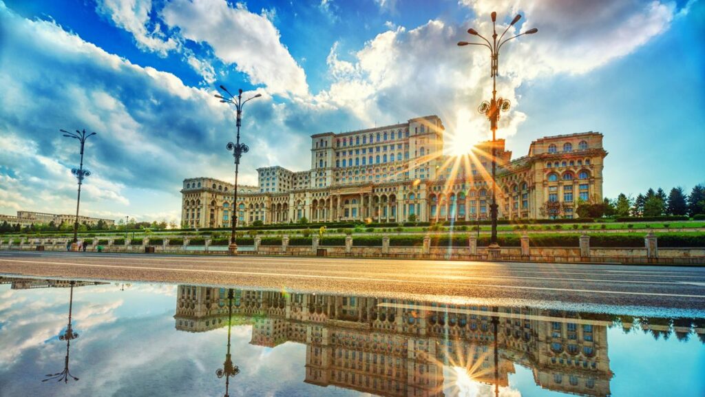 1777090050_1_Parliament-Palace-in-Bucharest-Romania-the-Largest-building-in-Europe.jpg