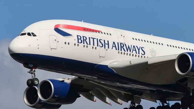 1777103044_2_British-Airways-plane-in-the-sky.jpg