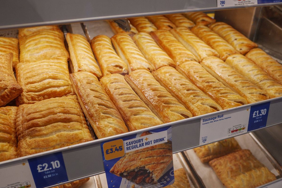 Greggs sausage rolls